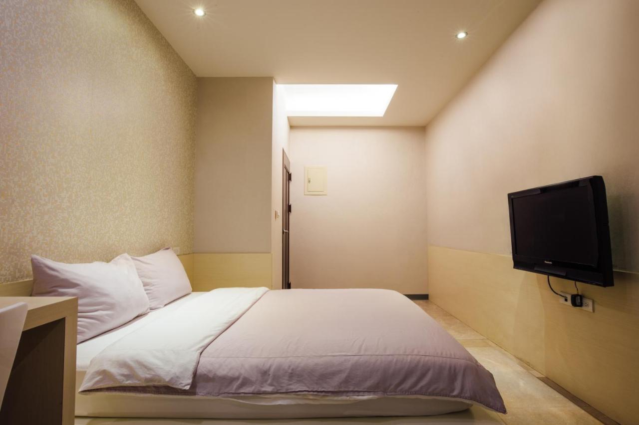 Mudanhouse Hotel Тайпей Екстериор снимка